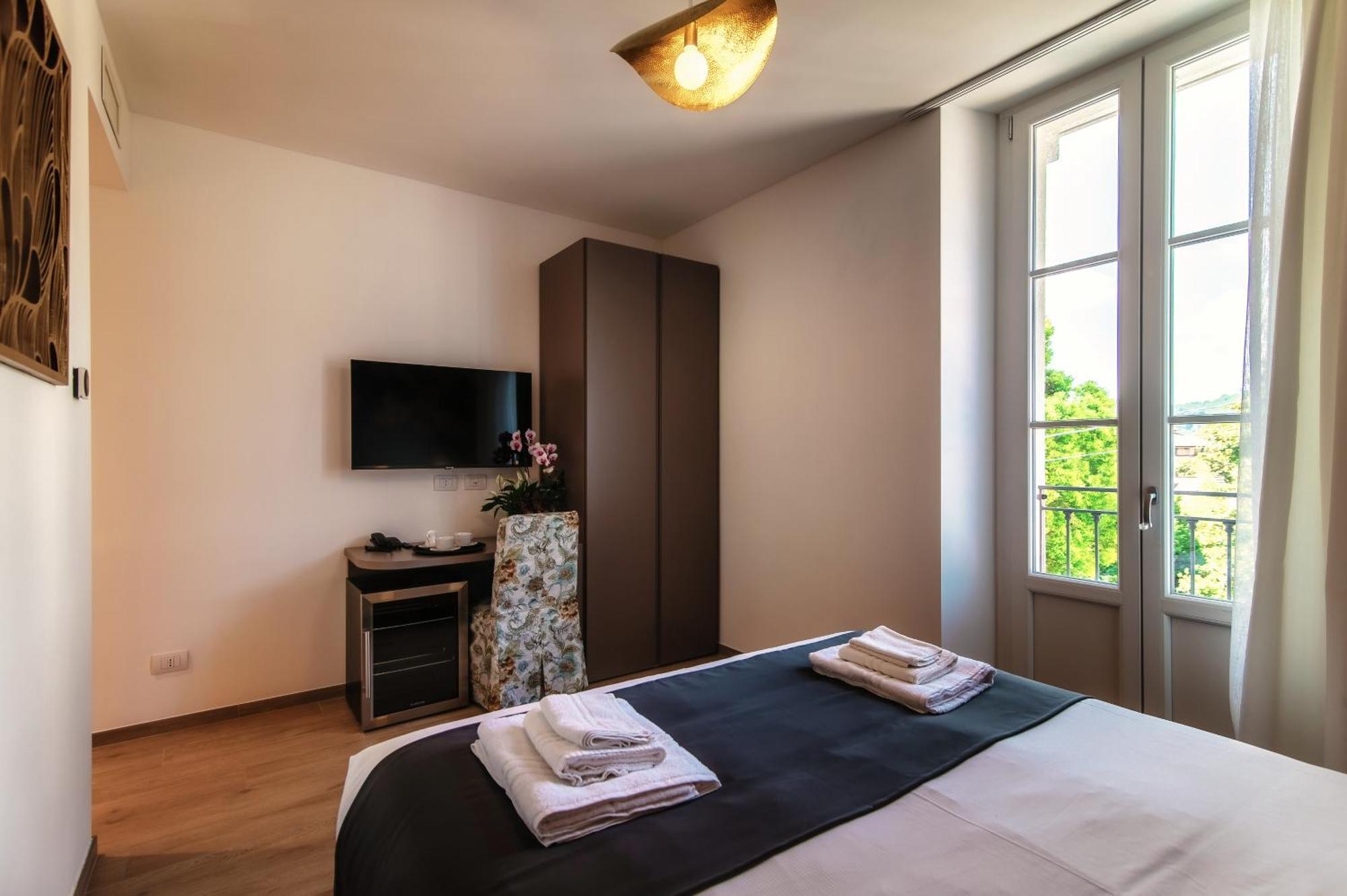 Hotel Ristorante La Vignetta Cernobbio Luaran gambar