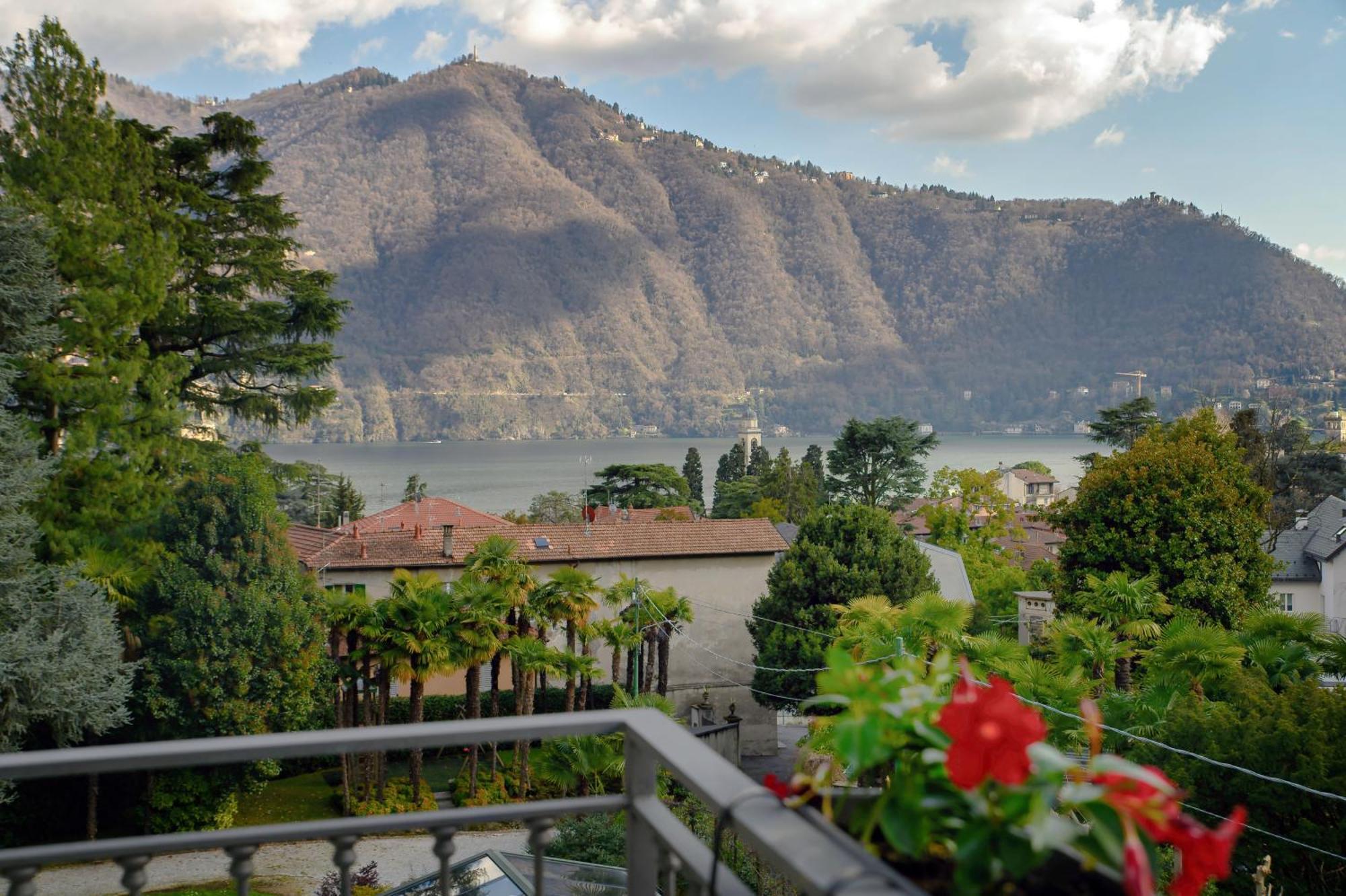 Hotel Ristorante La Vignetta Cernobbio Luaran gambar